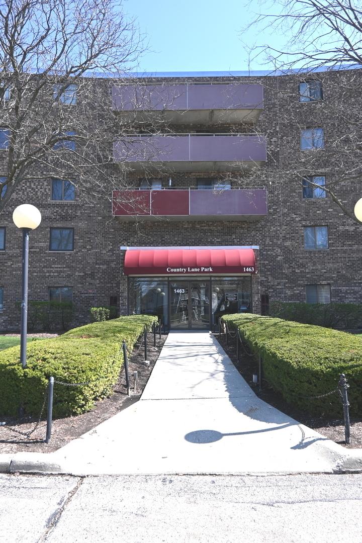 1463 Mercury Dr. #217, Schaumburg, IL 60193