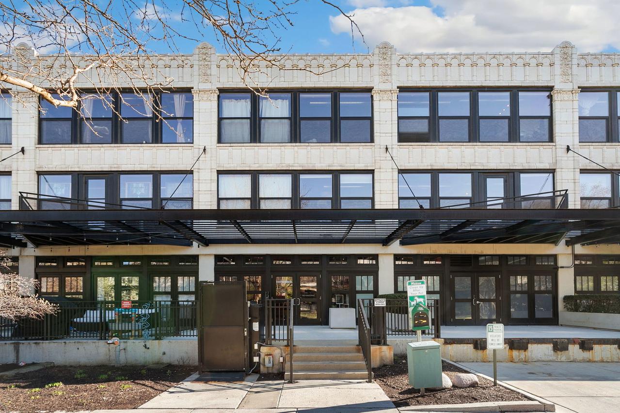1111 W 15th St. #316, Chicago, IL 60608
