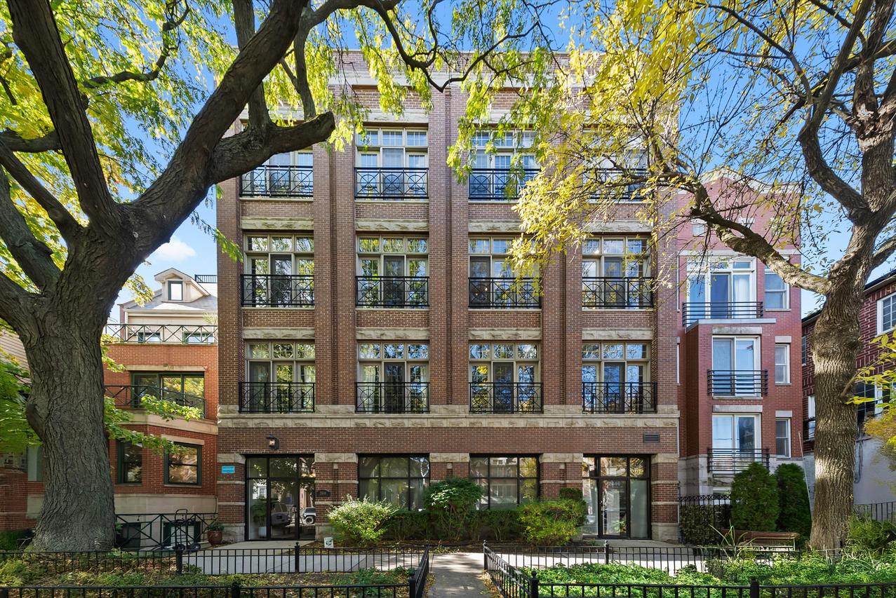 2846 N Southport Ave. #2N, Chicago, IL 60657
