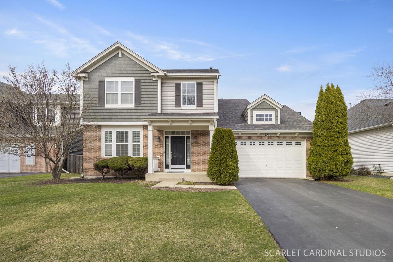 253 Bluegrass Pkwy., Oswego, IL 60543