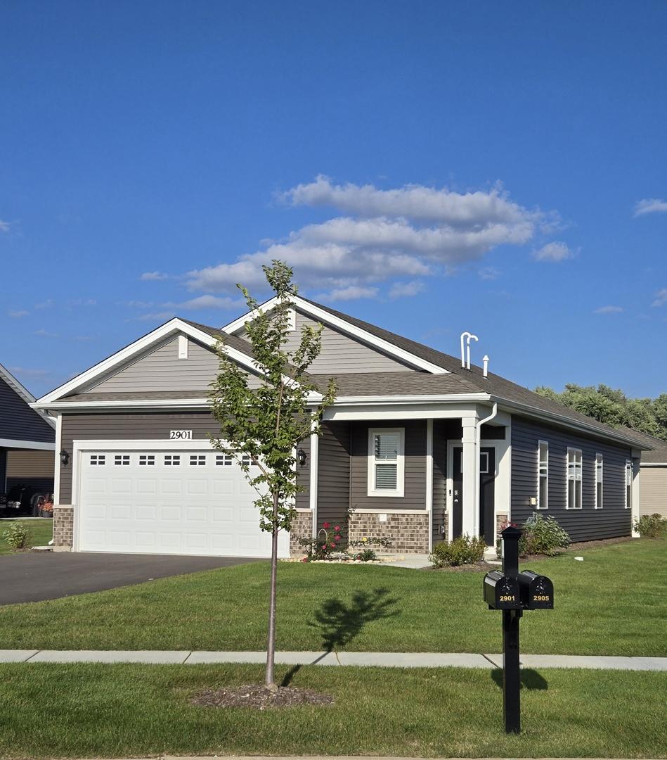 2901 Harnish Dr., Algonquin, IL 60102