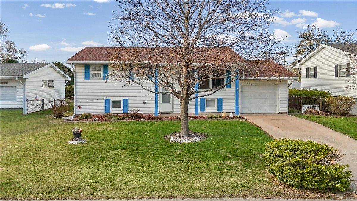 1513 Gates Dr., Rantoul, IL 61866