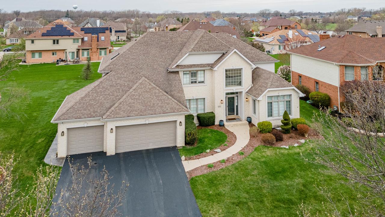 1442 Kinross St., Flossmoor, IL 60422