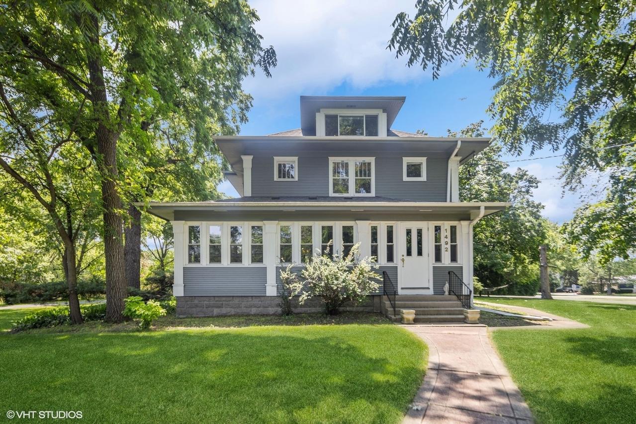 1492 W Irving Park Rd., Itasca, IL 60143