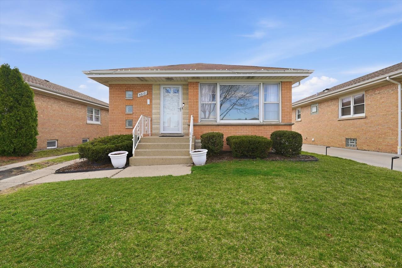 4312 N Nottingham Ave., Norridge, IL 60706