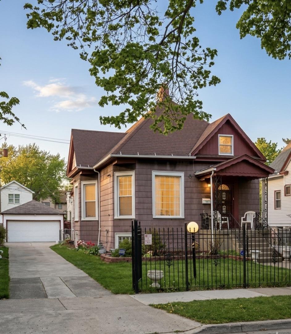 [Address Hidden by Seller], Chicago, IL 60651