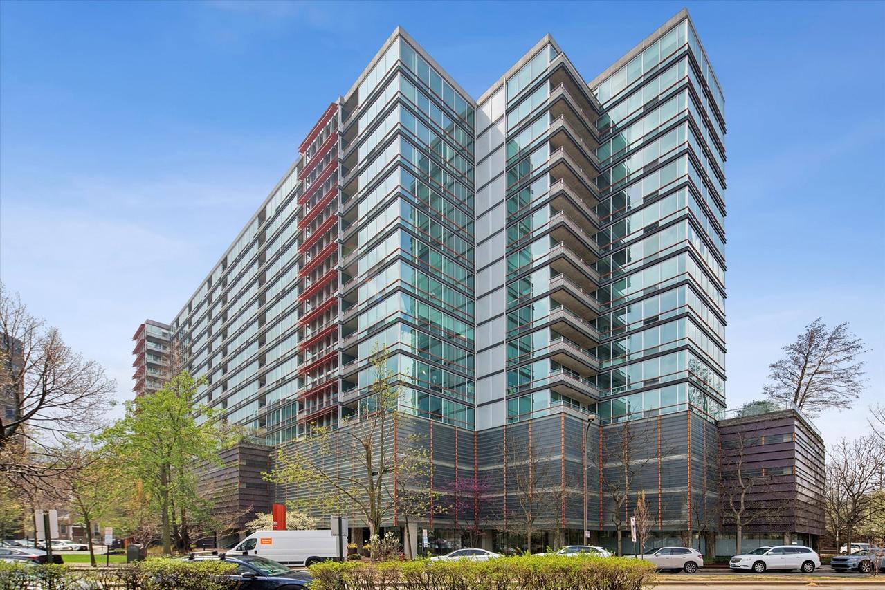 800 Elgin Rd. #1208, Evanston, IL 60201