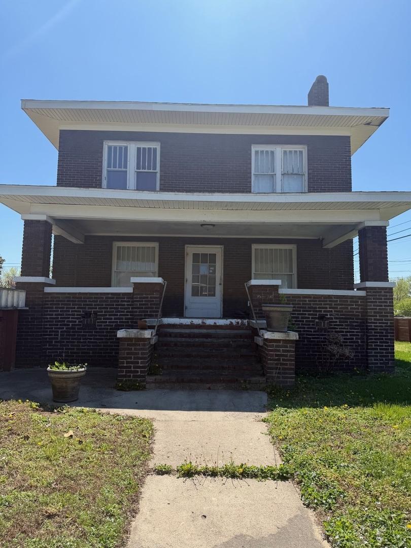 802 E Poplar St., West Frankfort, IL 62896