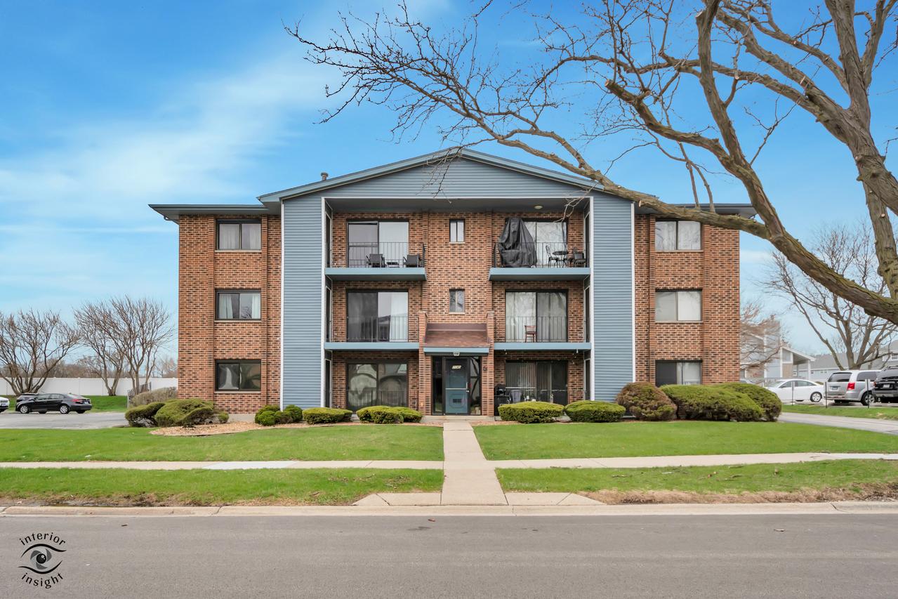 7140 166th St. #201, Tinley Park, IL 60477