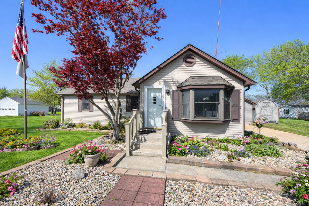 405 Wortby St., Odin, IL 62870
