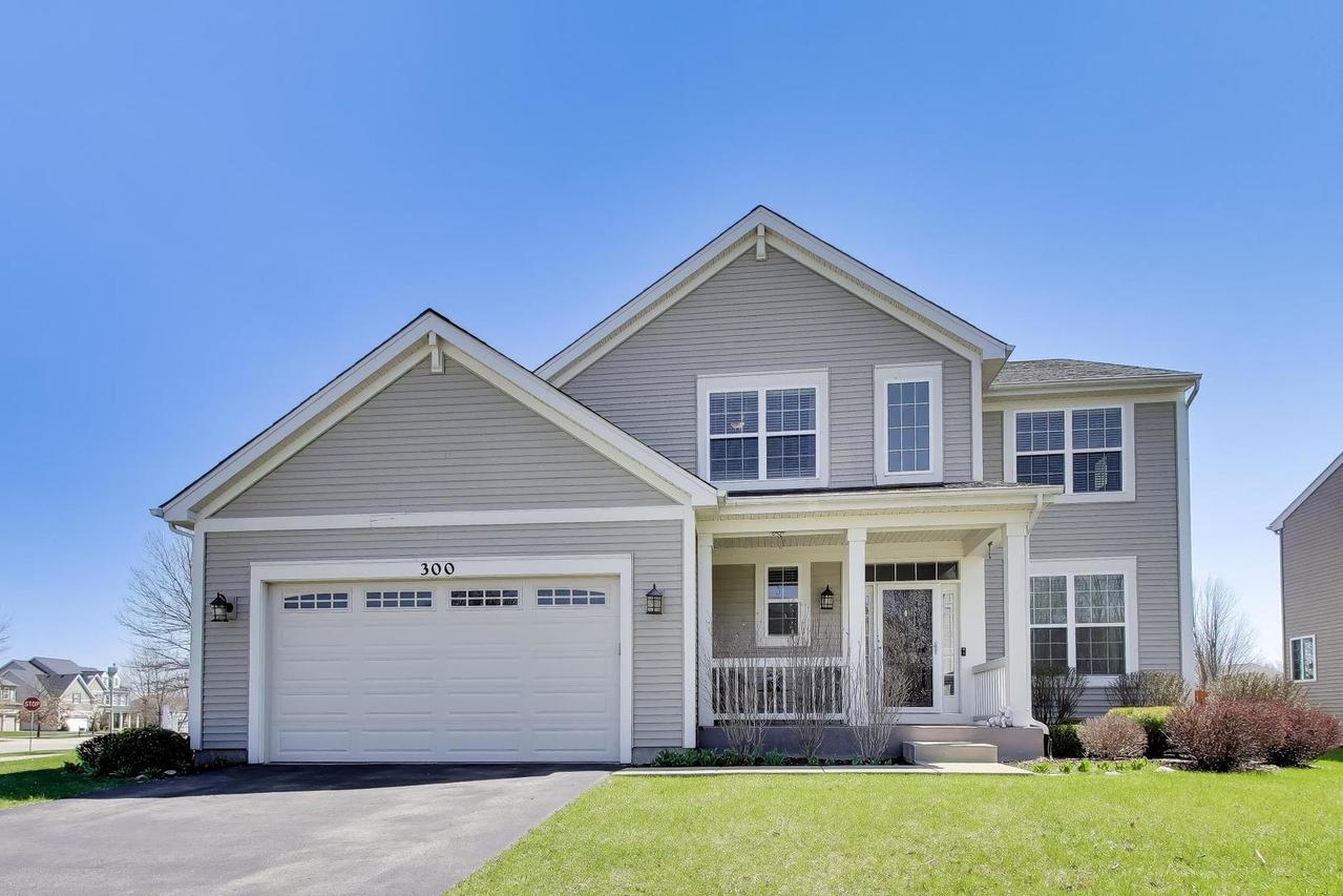 300 Winthrop Dr., Oswego, IL 60543