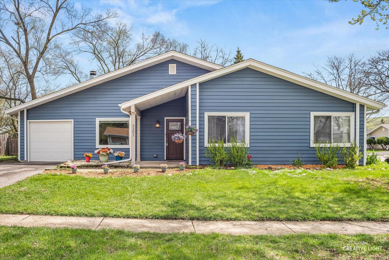 5201 Lemon Ln., Hanover Park, IL 60133
