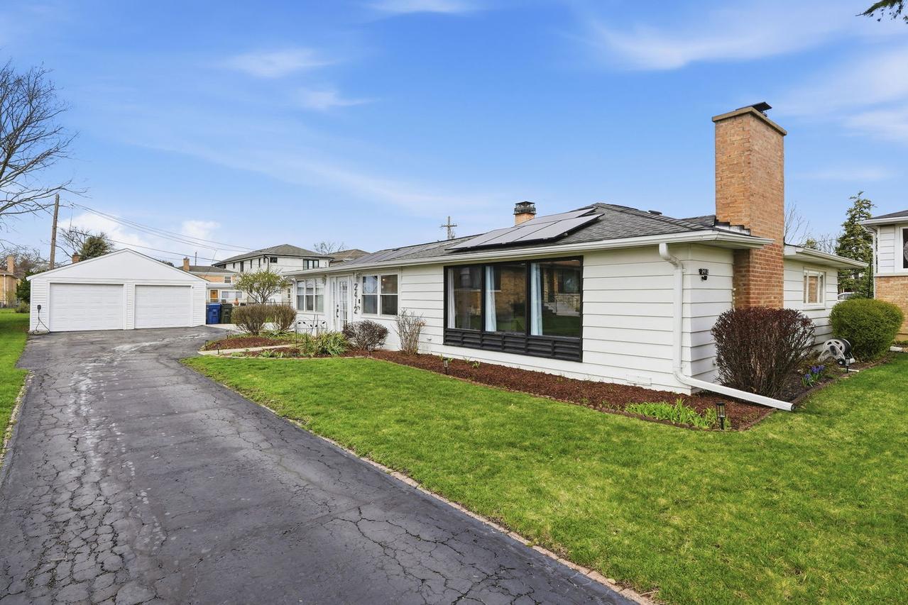 2412 N West Brook Rd., Elmwood Park, IL 60707