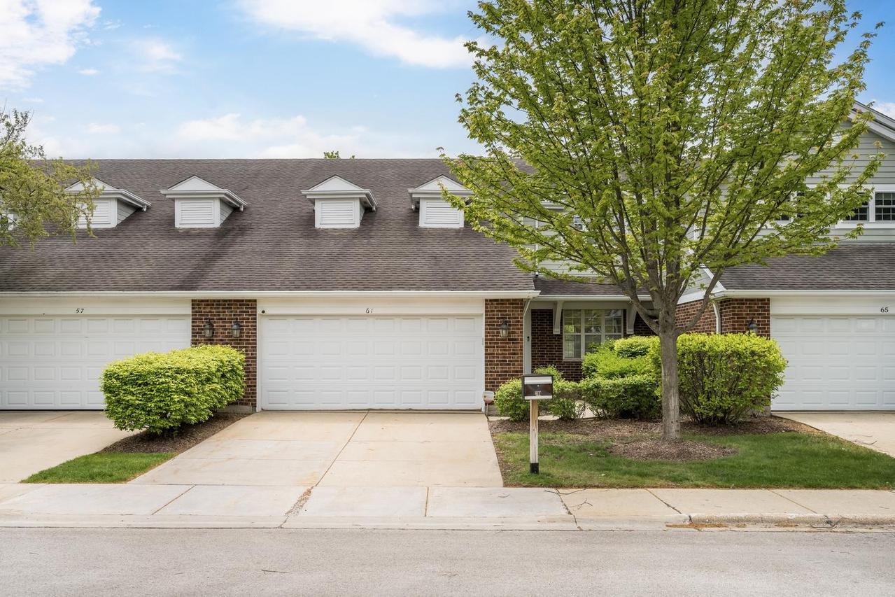 61 Caribou Crossing, Northbrook, IL 60062