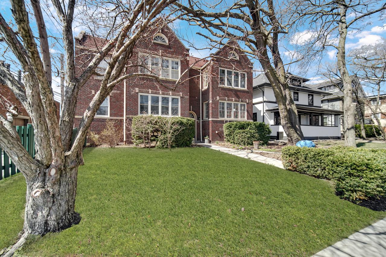 431 S East Ave. #1N, Oak Park, IL 60302