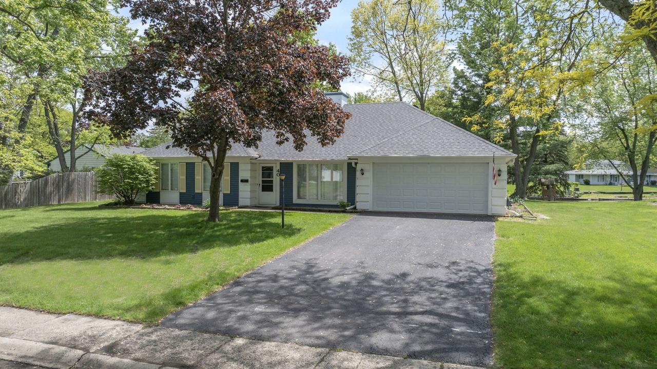 40 Cayman Dr., Montgomery, IL 60538