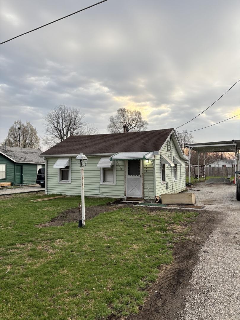 733 13th St., Milan, IL 61264