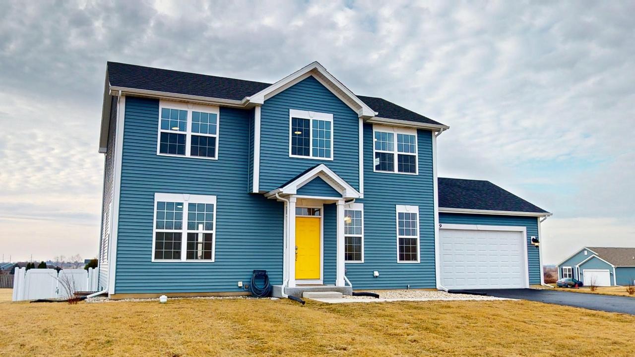 219 Deer Run Tr., Poplar Grove, IL 61065