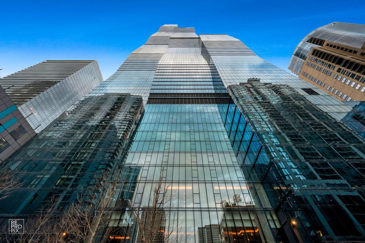 363 E Wacker Dr. #2109, Chicago, IL 60601