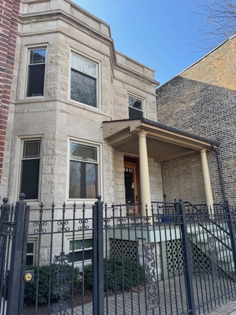 3041 W Fullerton Ave., Chicago, IL 60647
