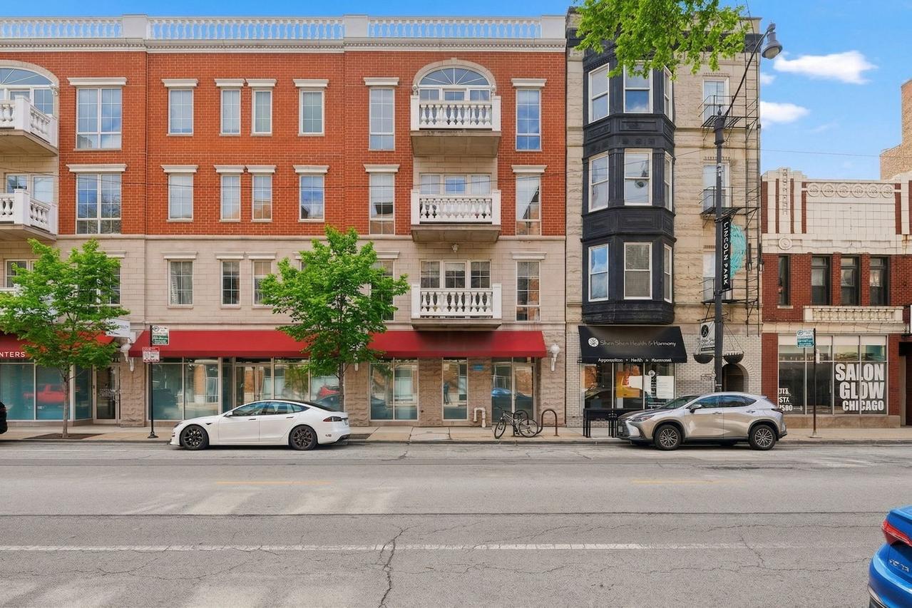 2762 N Lincoln Ave. #401, Chicago, IL 60614