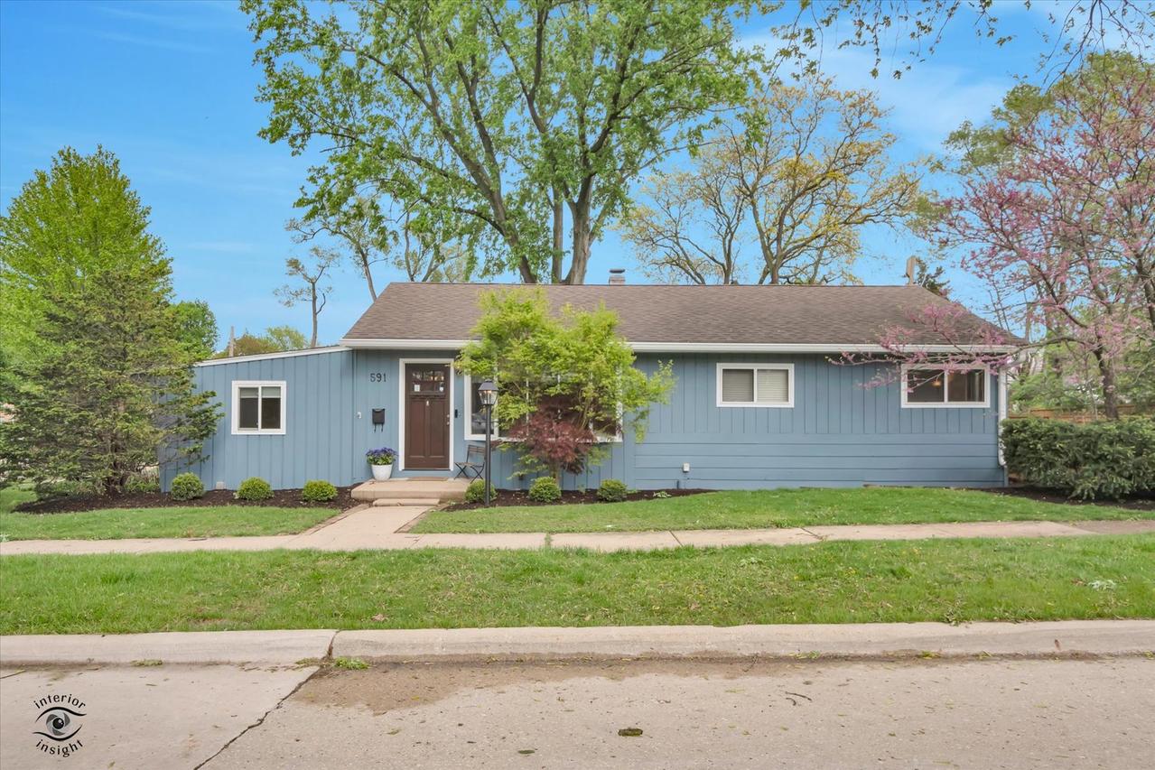 591 S Charlotte St., Lombard, IL 60148