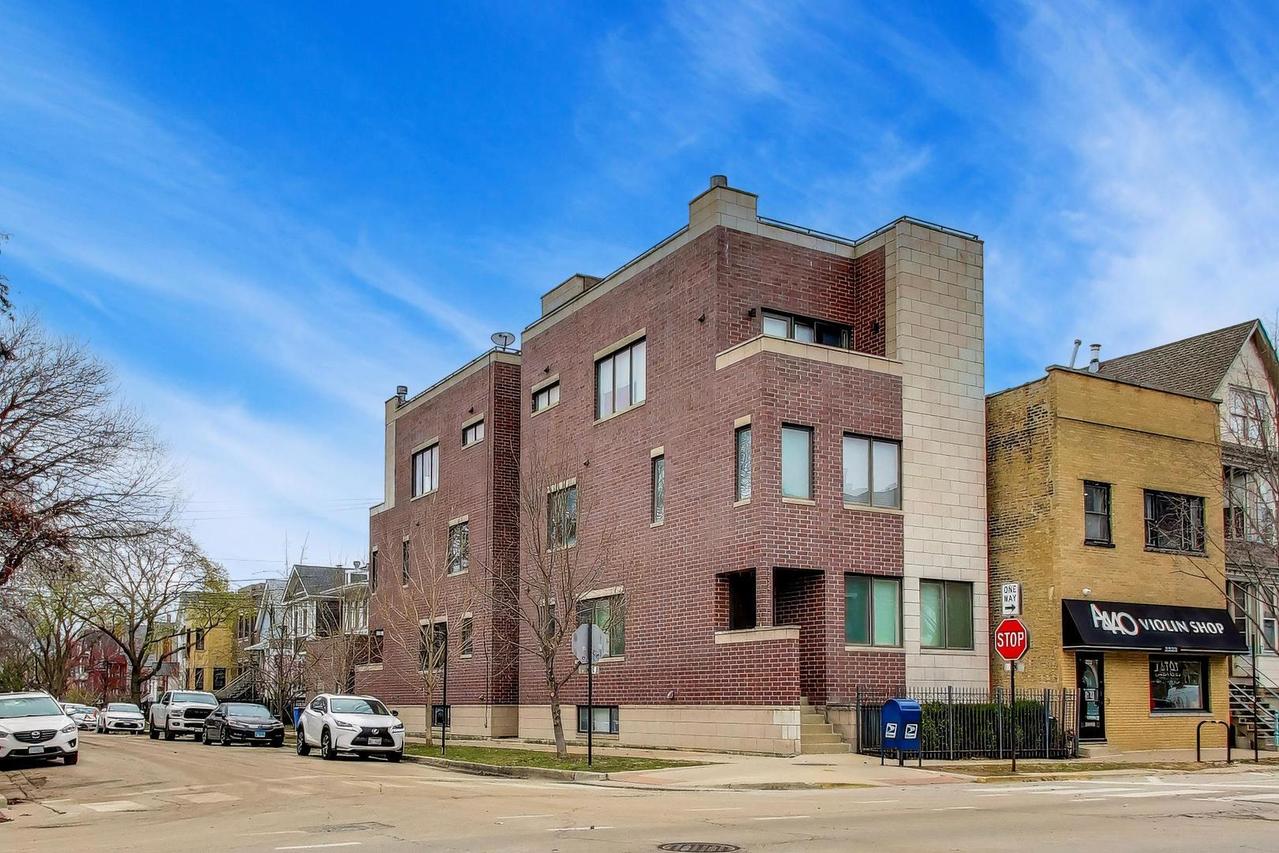 3407 N Bell Ave. #B, Chicago, IL 60618