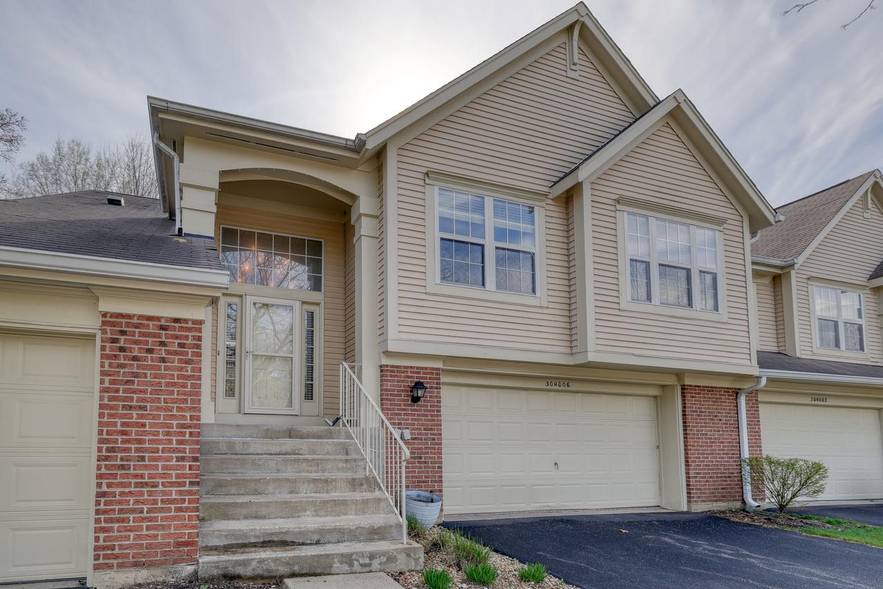 [Address Hidden by Seller], Warrenville, IL 60555