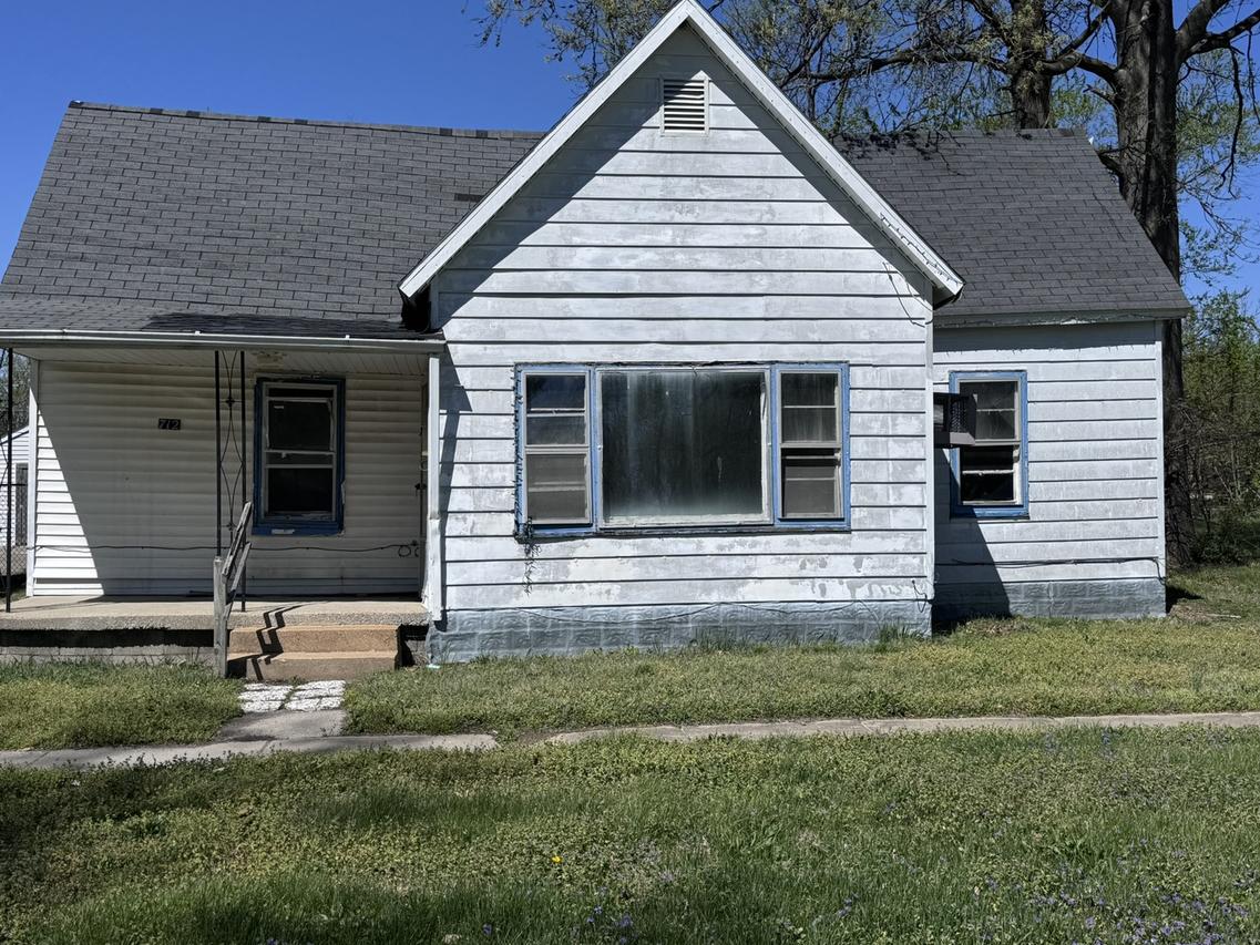 712 Rhodes St., Centralia, IL 62801