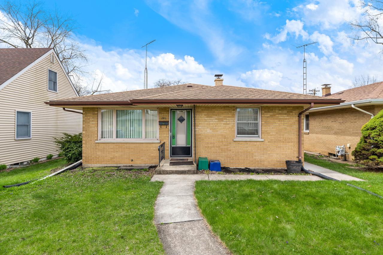 109 S Reedwood Dr., Joliet, IL 60436