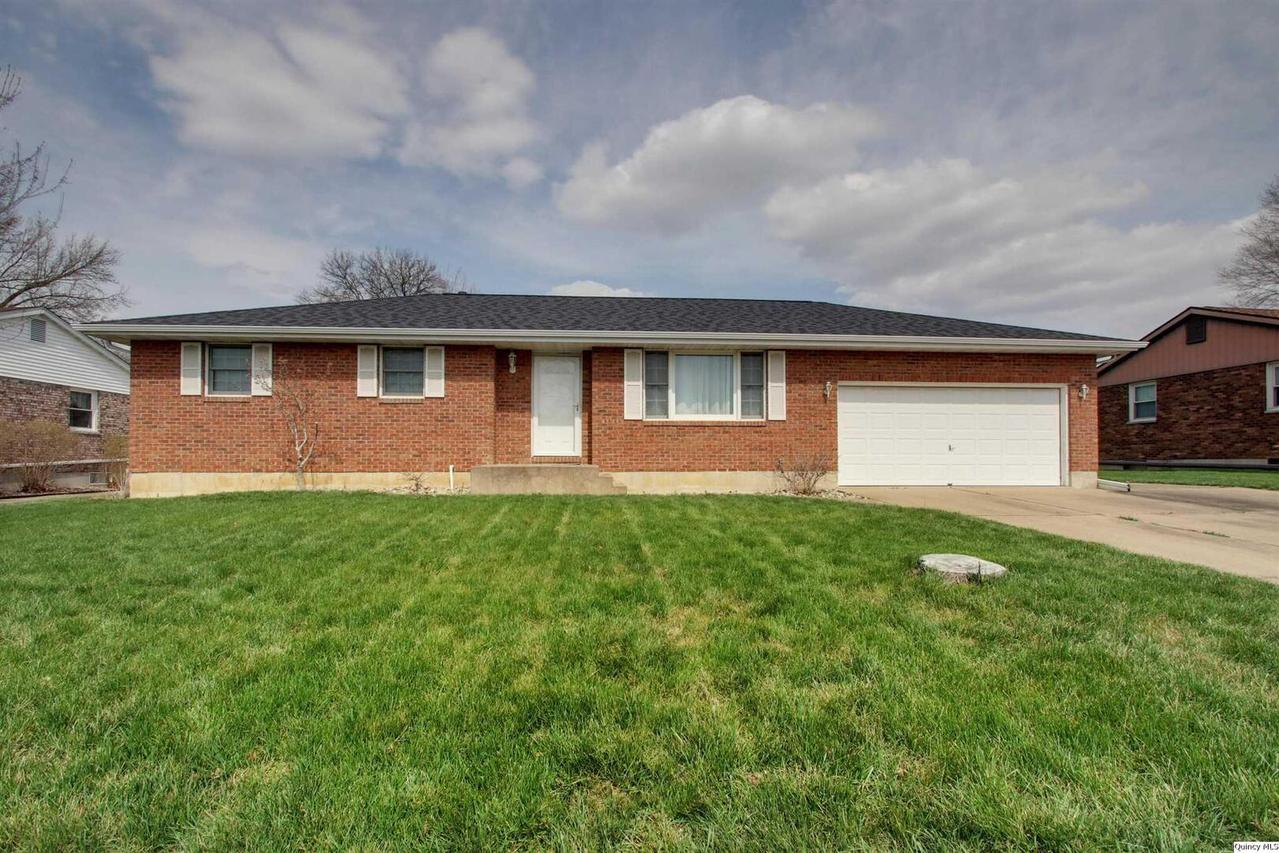 1217 Klondike Rd., Quincy, IL 62305