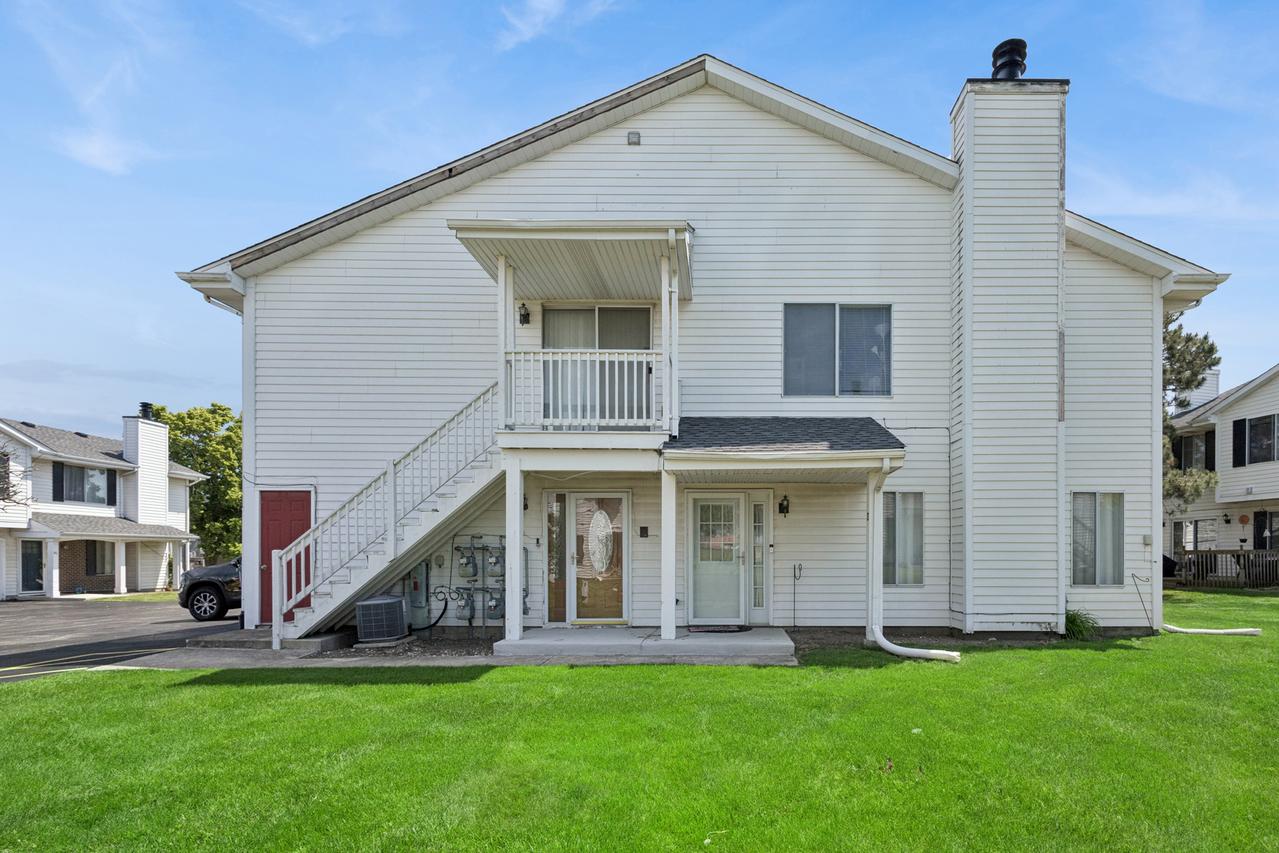 52 Churn Rd., Matteson, IL 60443