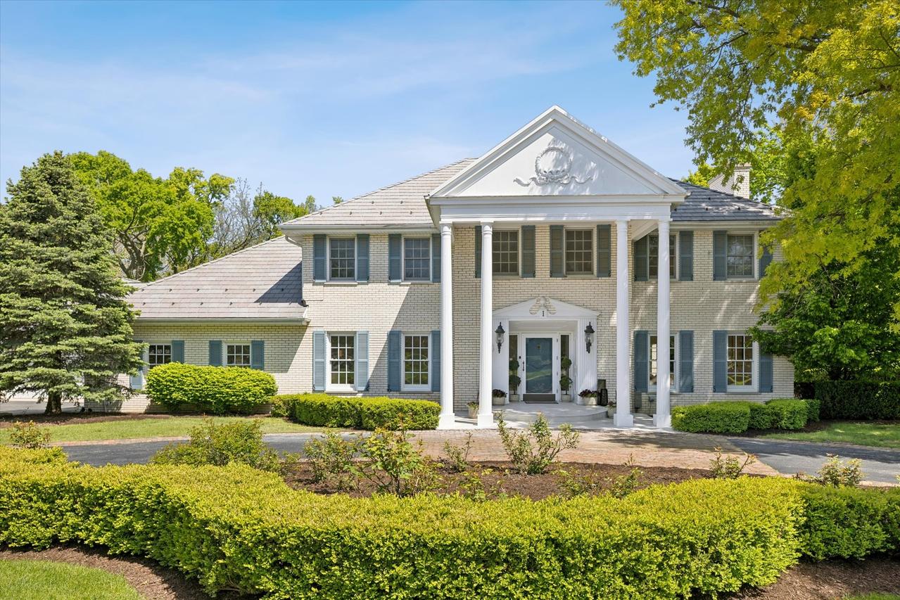 1 Charleston Rd., Hinsdale, IL 60521