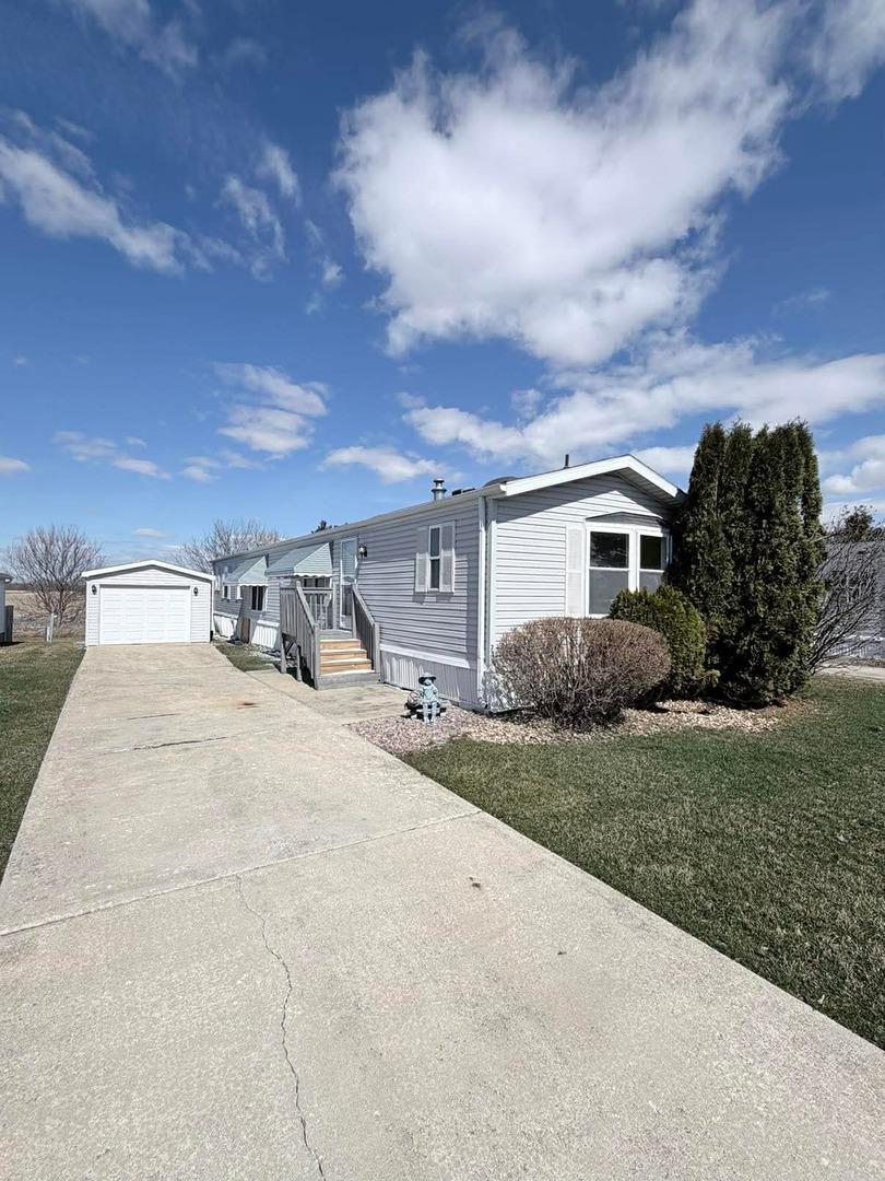 [Address Hidden by Seller], Beecher, IL 60401