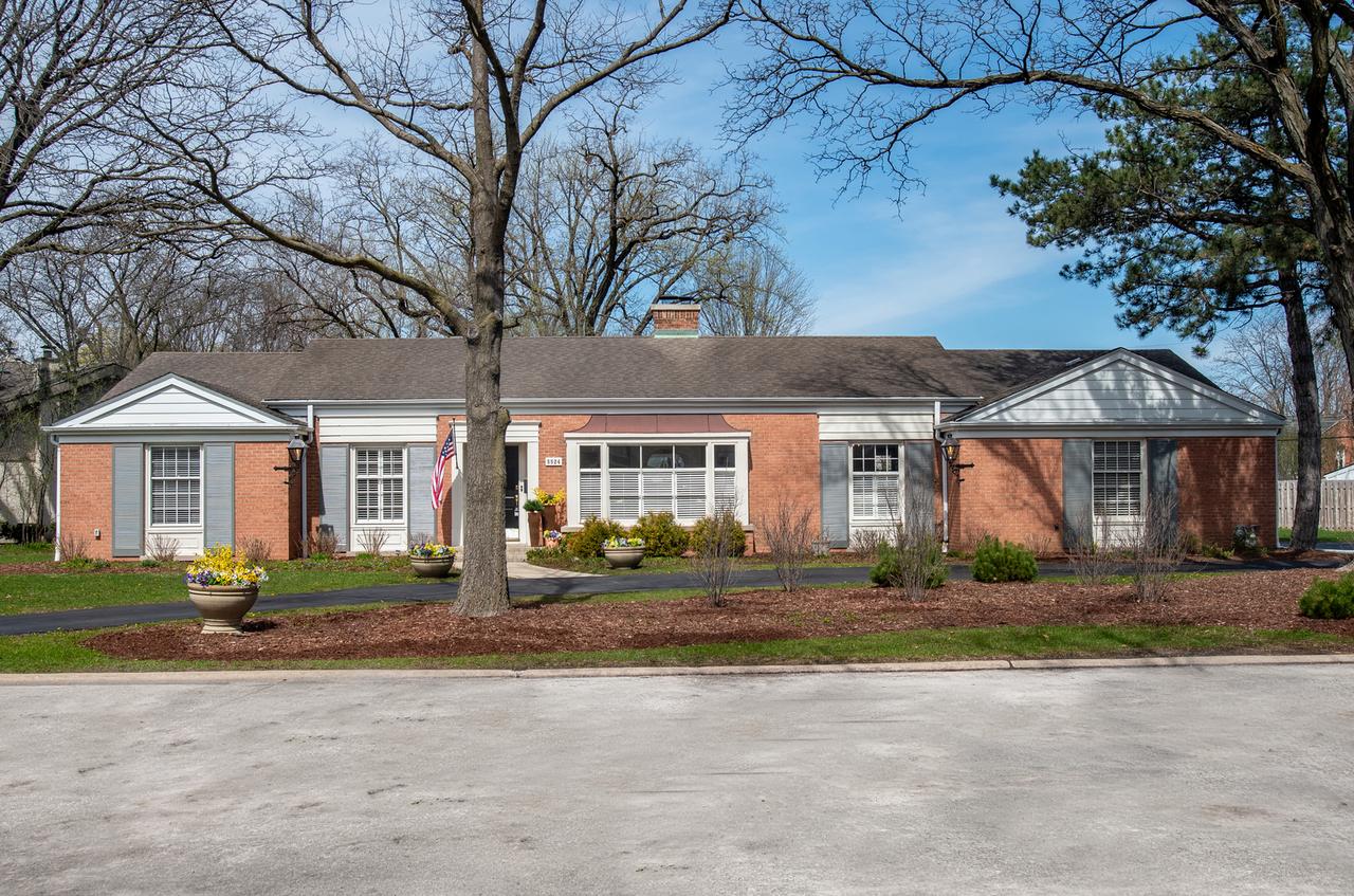 5524 Woodland Dr., Western Springs, IL 60558