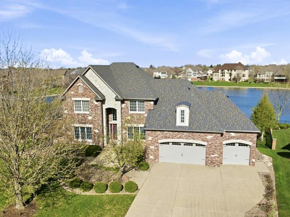 5 Mackenzie Ct., Bloomington, IL 61704