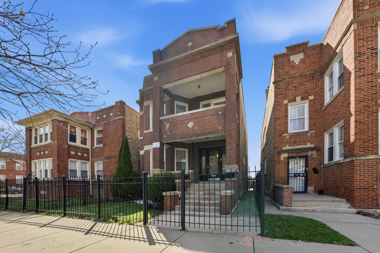 7546 S Sangamon St., Chicago, IL 60620