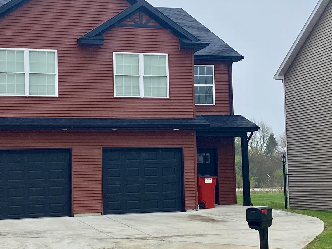 3315 Stoneway Ct., Champaign, IL 61822