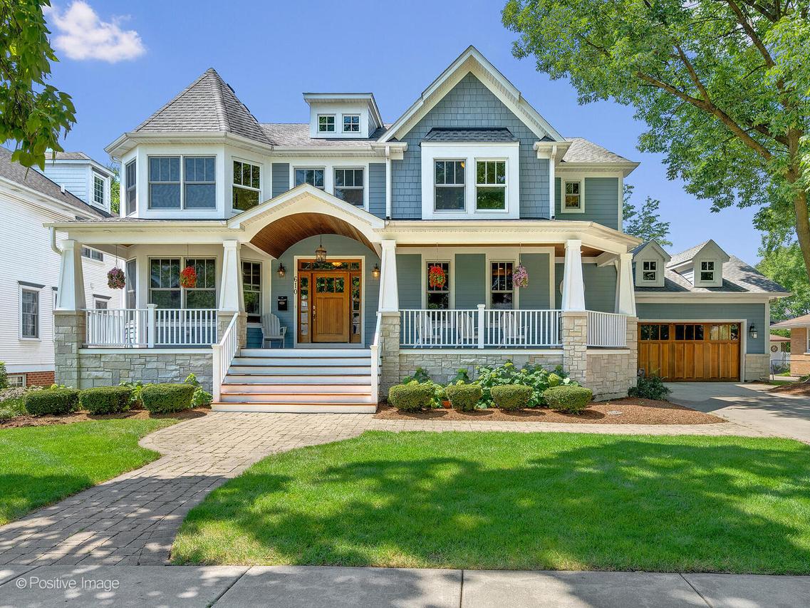 610 S Washington St., Elmhurst, IL 60126