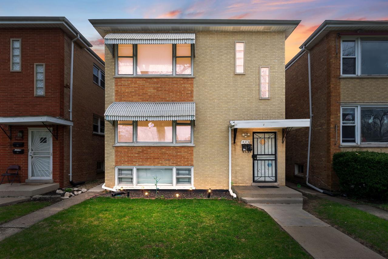 14373 Park Ave., Harvey, IL 60426