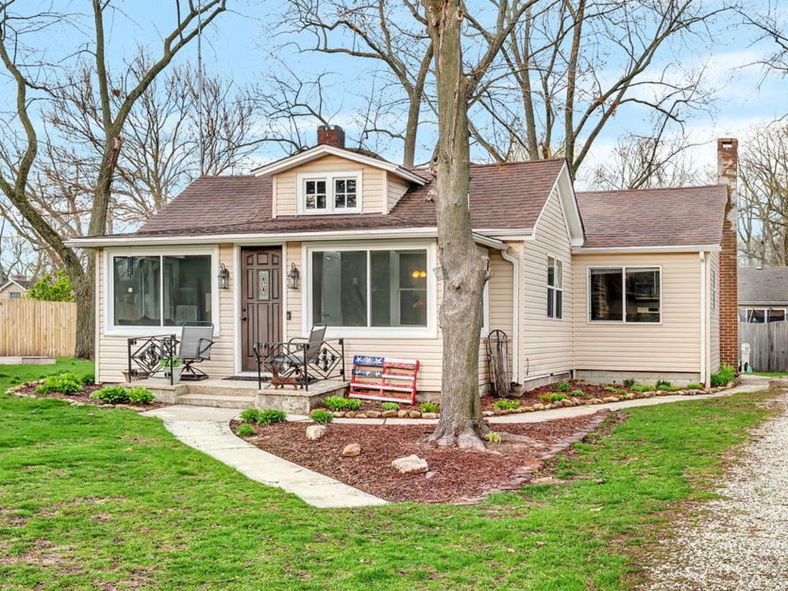 136 Grove St., Braidwood, IL 60408