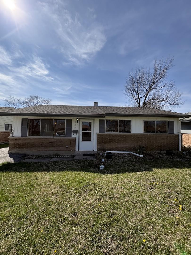 17226 Community St., Lansing, IL 60438
