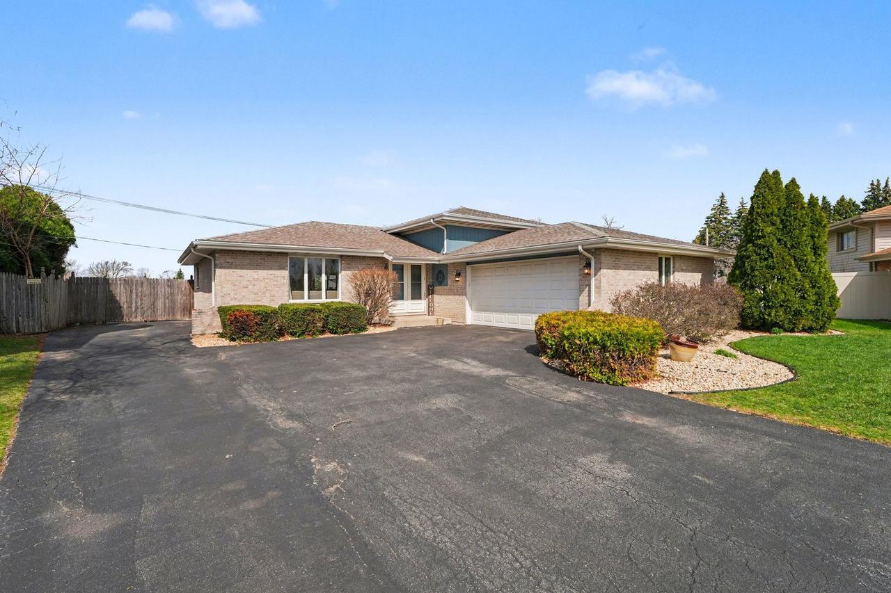 3604 192nd St., Lansing, IL 60438