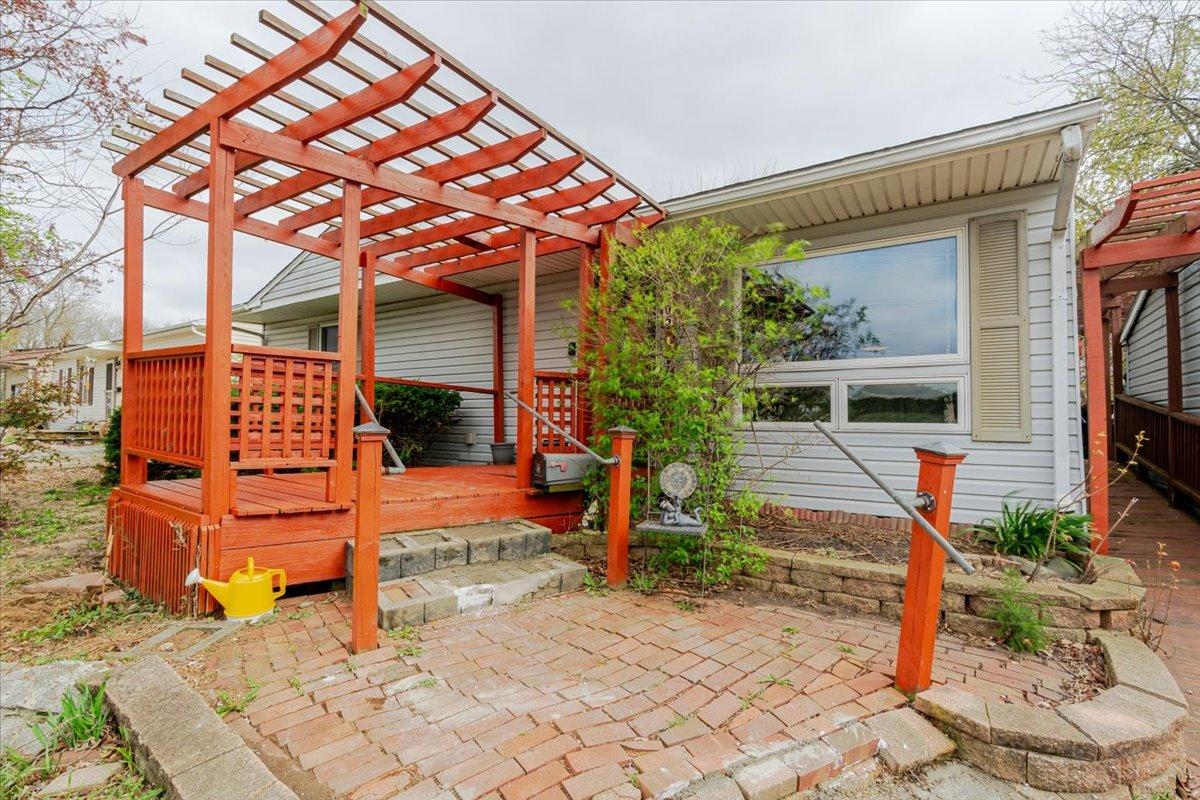 405 W Raab Rd., Normal, IL 61761