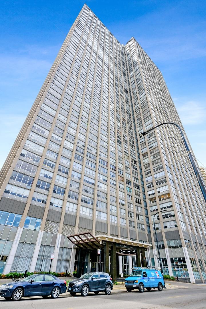 [Address Hidden by Seller], Chicago, IL 60613