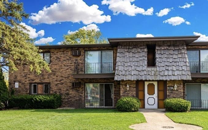 5739 129th St. #1B, Crestwood, IL 60418