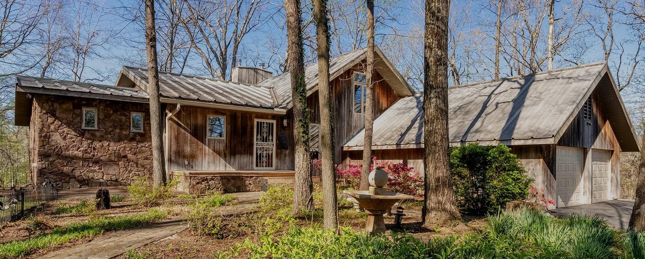 5 Lake Shore Ct., Carbondale, IL 62902