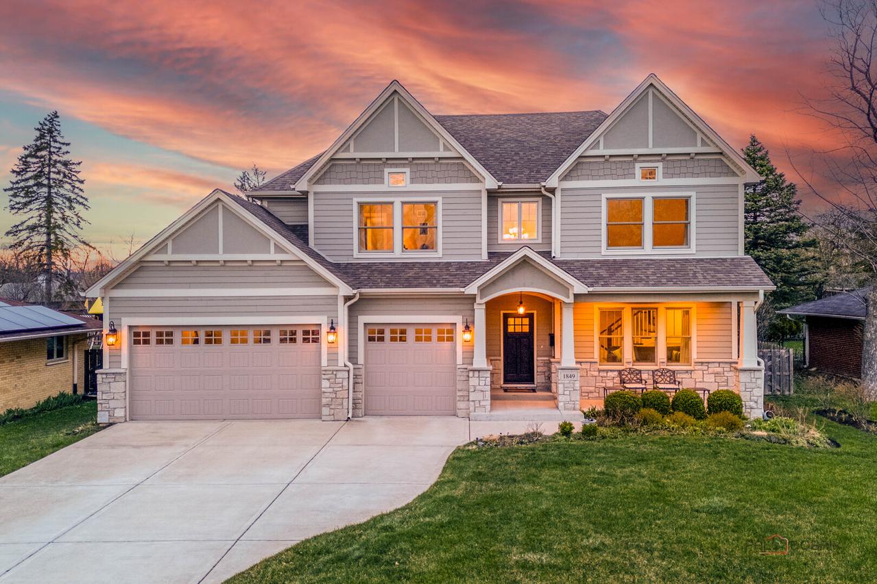 1849 N Chestnut Ave., Arlington Heights, IL 60004