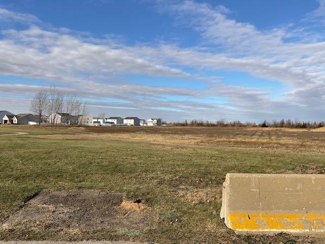 0000 Locust Rd., Morris, IL 60450