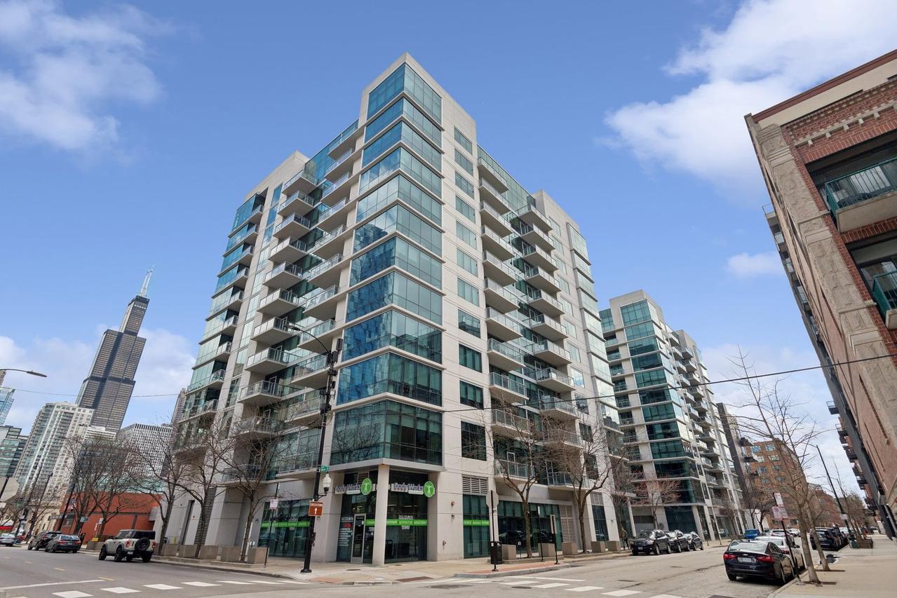125 S Green St. #308A, Chicago, IL 60607